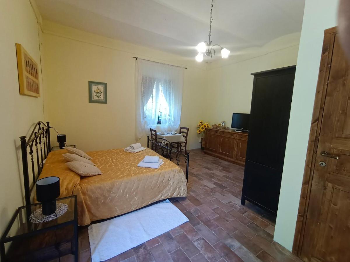 Locanda Di Alberi Борго-Сан-Лоренцо Экстерьер фото
