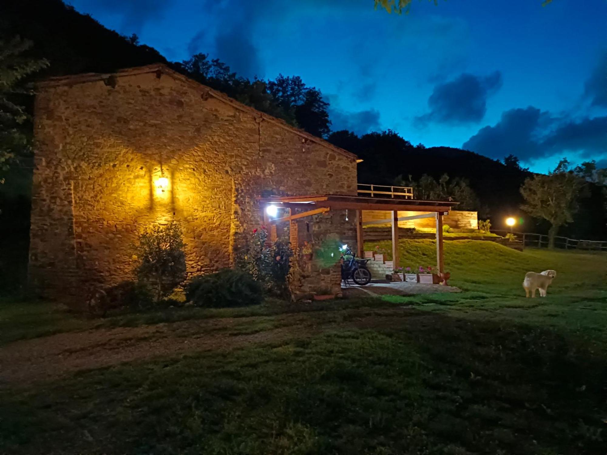 Locanda Di Alberi Борго-Сан-Лоренцо Экстерьер фото